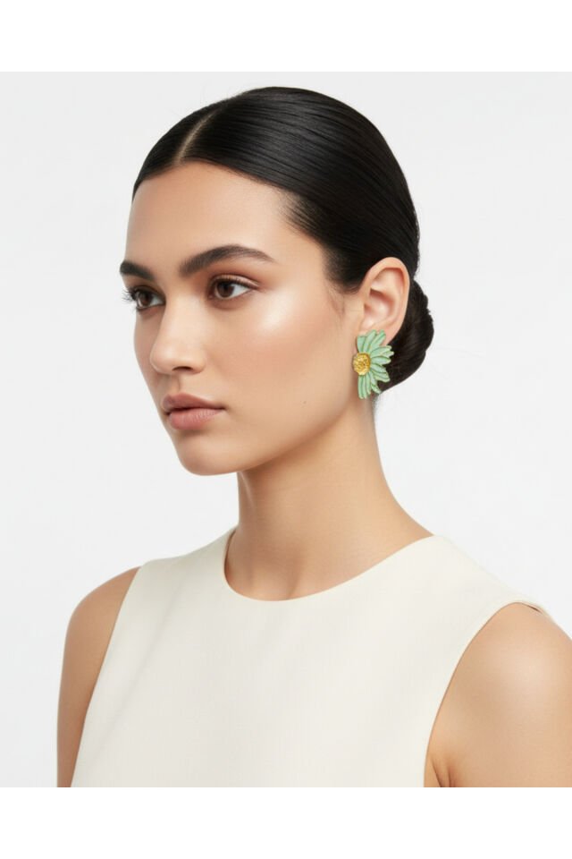 Özel Tasarım Polimer Kil Gold Detay Mint Yeşili Papatya Küpe