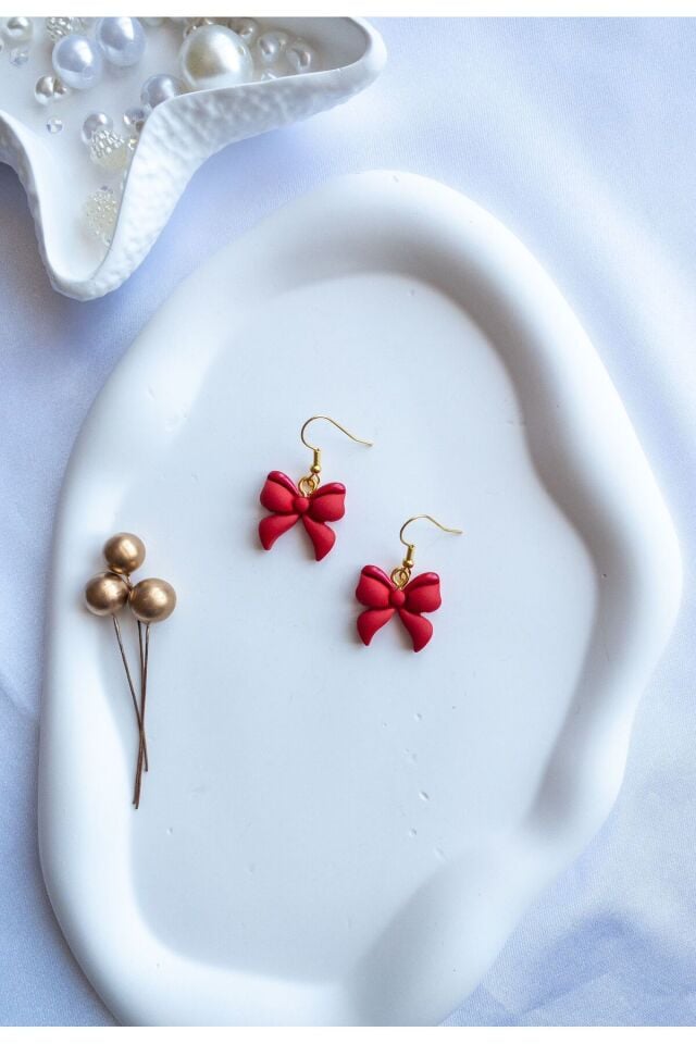 Özel Tasarım Polimer Kil Sedef Detaylı Kırmızı Kurdele Küpe