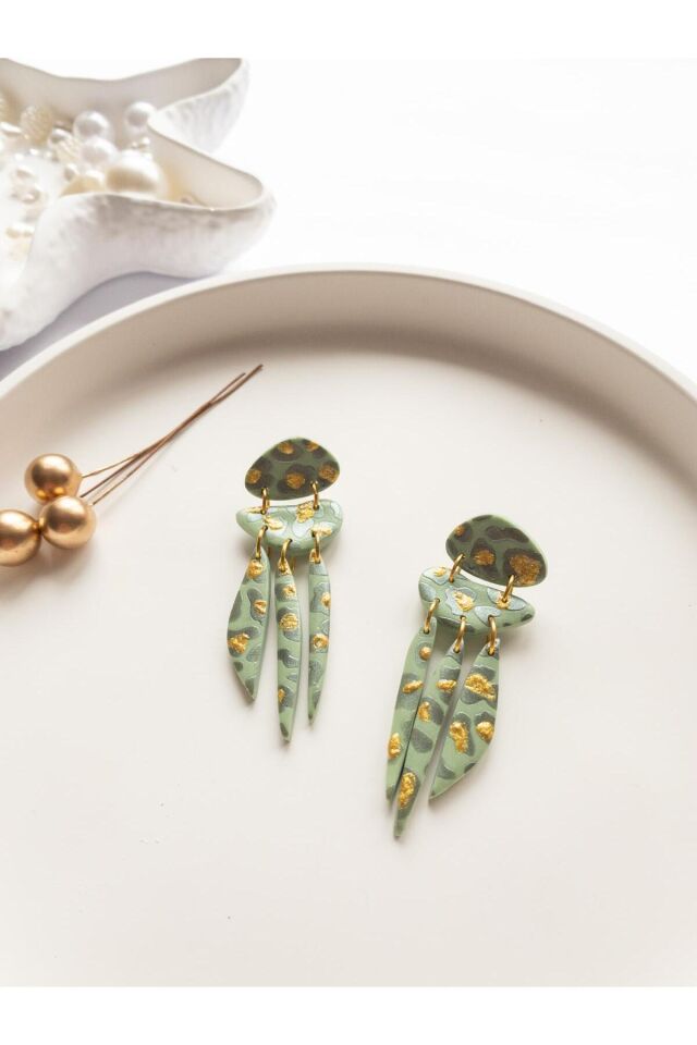 Özel Tasarım Yeşil Polimer Kil Üzeri Leopar Desen Küpe