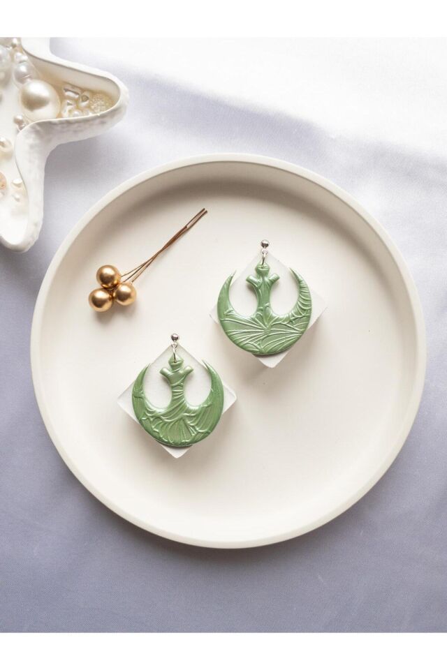 Özel Tasarım Yeşil Polimer Kil Desenli Star Wars Küpe