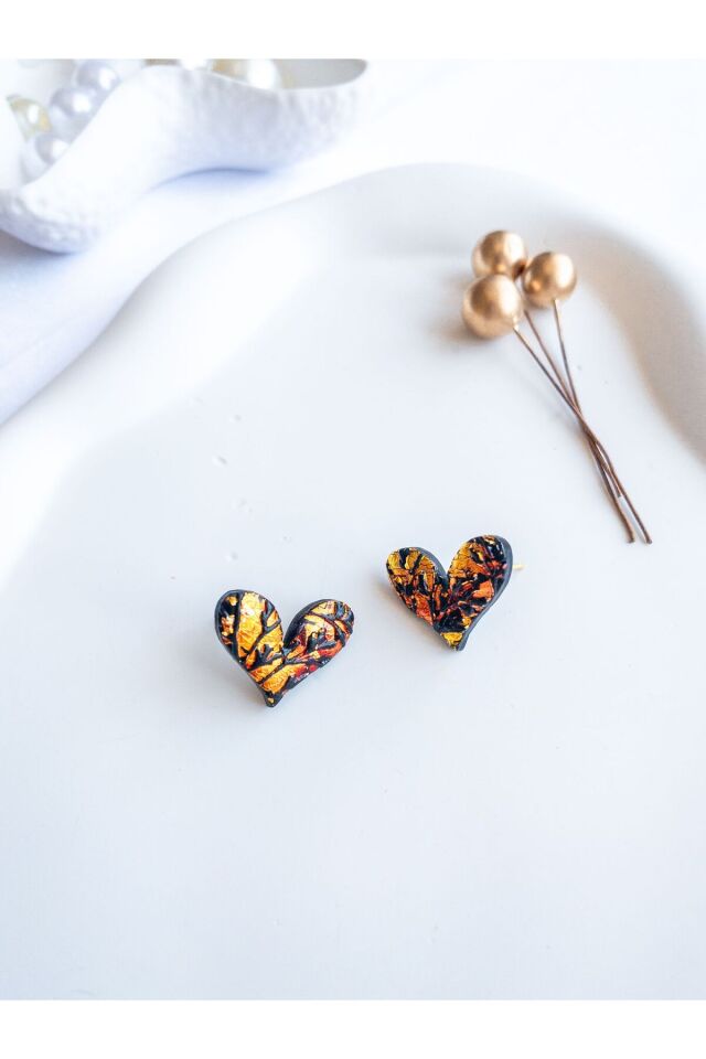 Sonbahar Kalp Küpe – El Yapımı Polimer Kil, Gold & Bakır Varaklı Çiçek Detaylı Takı