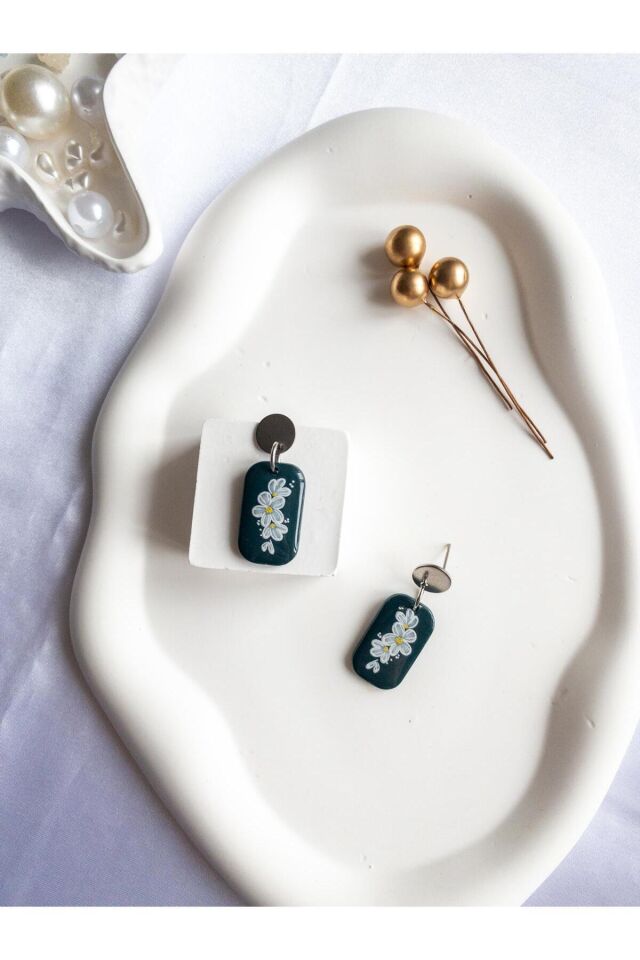 El Yapımı Çiçekli Polimer Kil Küpe – Koyu Yeşil Reçineli Küpe – Hediye – Antialerjik