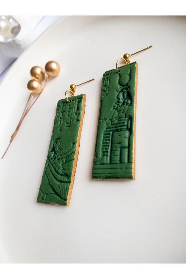 Mısır Figürlü Küpe – Ma'at & Hathor Tasarımı – El Yapımı Yeşil Polimer Kil & Antialerjik