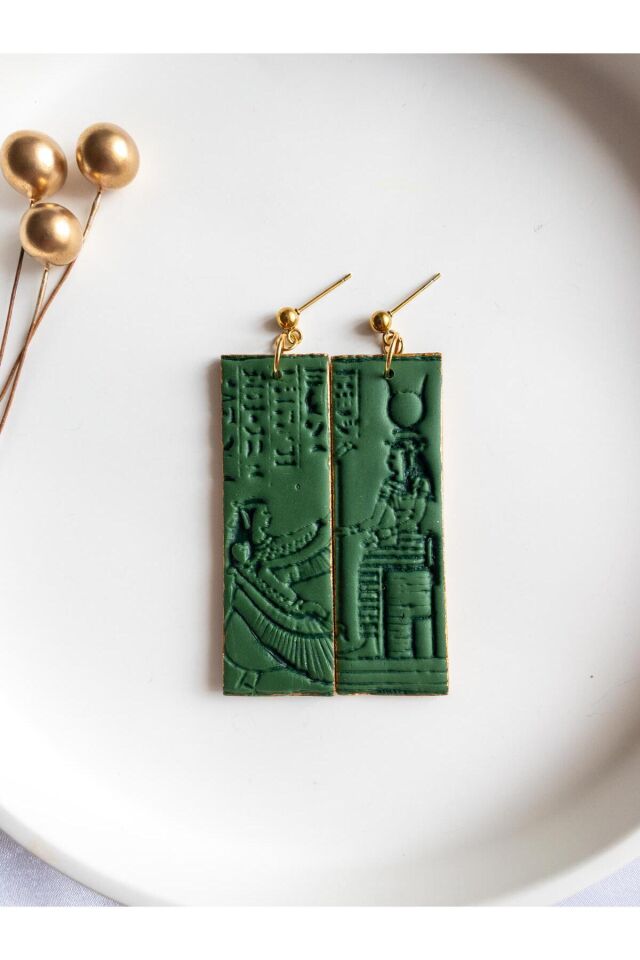 Mısır Figürlü Küpe – Ma'at & Hathor Tasarımı – El Yapımı Yeşil Polimer Kil & Antialerjik
