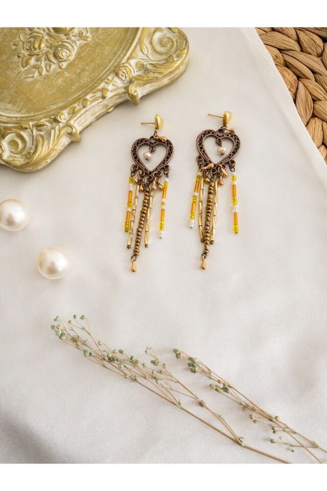 Kalpli ve Incili Düş Kapanı Retro Küpe