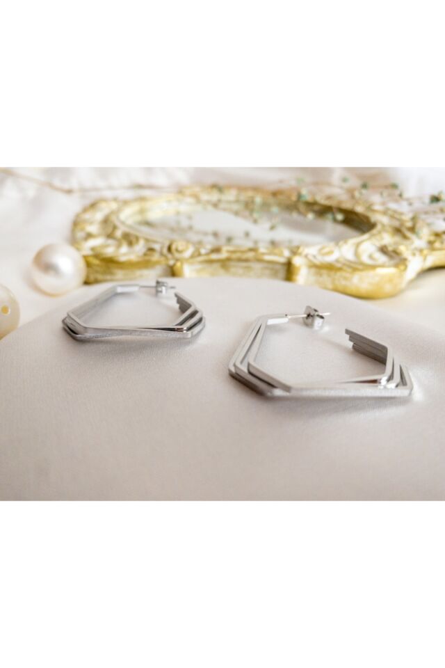 Gümüş Üç Sıra Üçgen Çelik Küpe