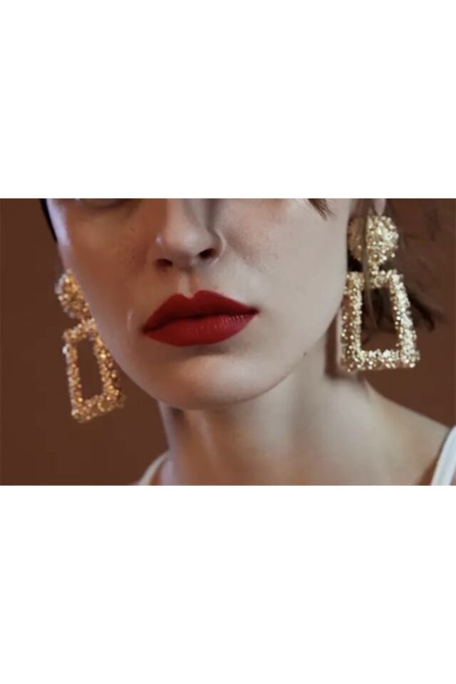 Gold Vintage Üçgen Küpe