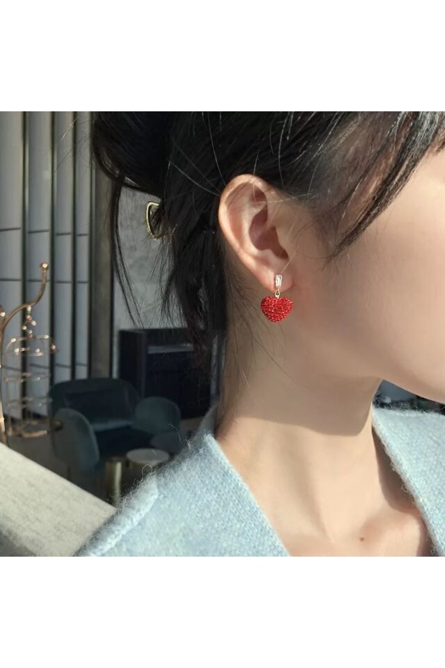 Kırmızı Kristal Taş Kaplı Mini Kalp Küpe