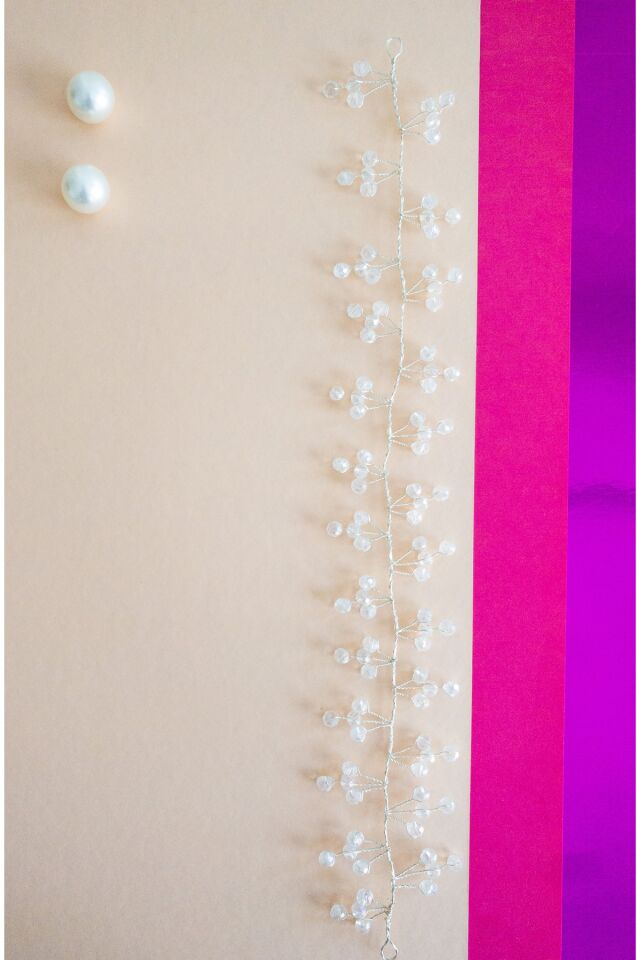 Beyaz Kristal Cam Boncuk Gelin Tacı Saç Aksesuarı