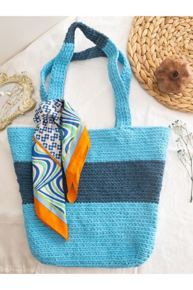 Kalın Çizgi Mavi Çanta