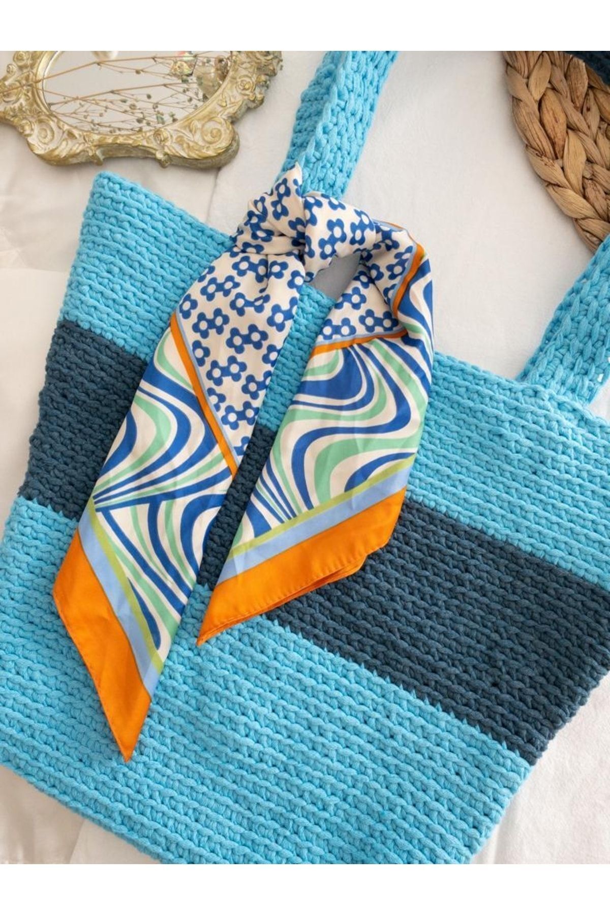 Kalın Çizgi Mavi Çanta