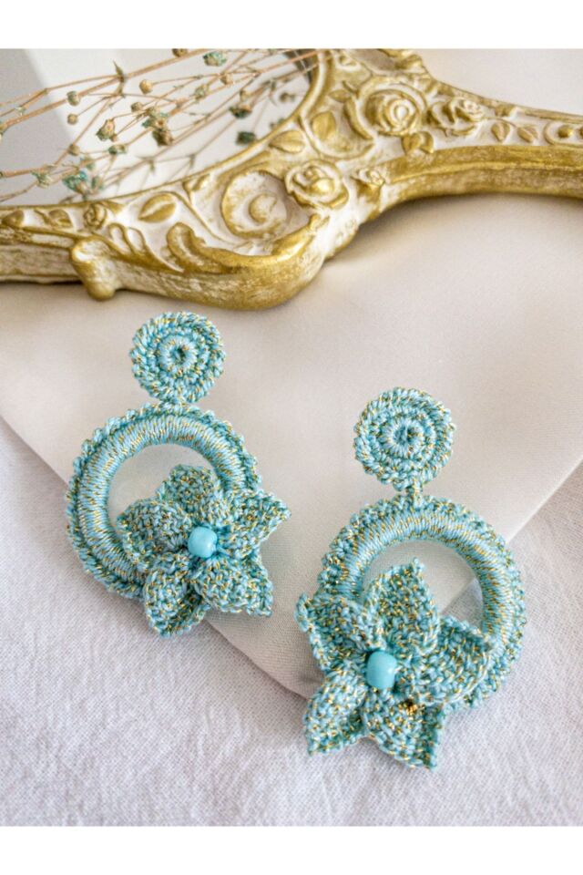 Bebek Mavi Ve Gold Simli Tunus Çiçek Işlemeli El Yapımı Küpe