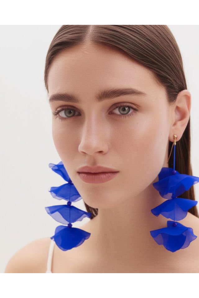 Parlement Mavisi Tül Gelincik Üzeri Çin Kristali Detaylı Uzun Küpe