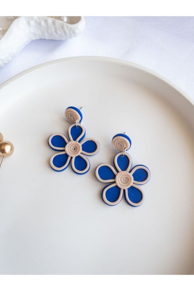 Mavi Çiçek Küpe – El Yapımı Polimer Kil – Çelik Çivi – Antialerjik – Hediyelik Takı