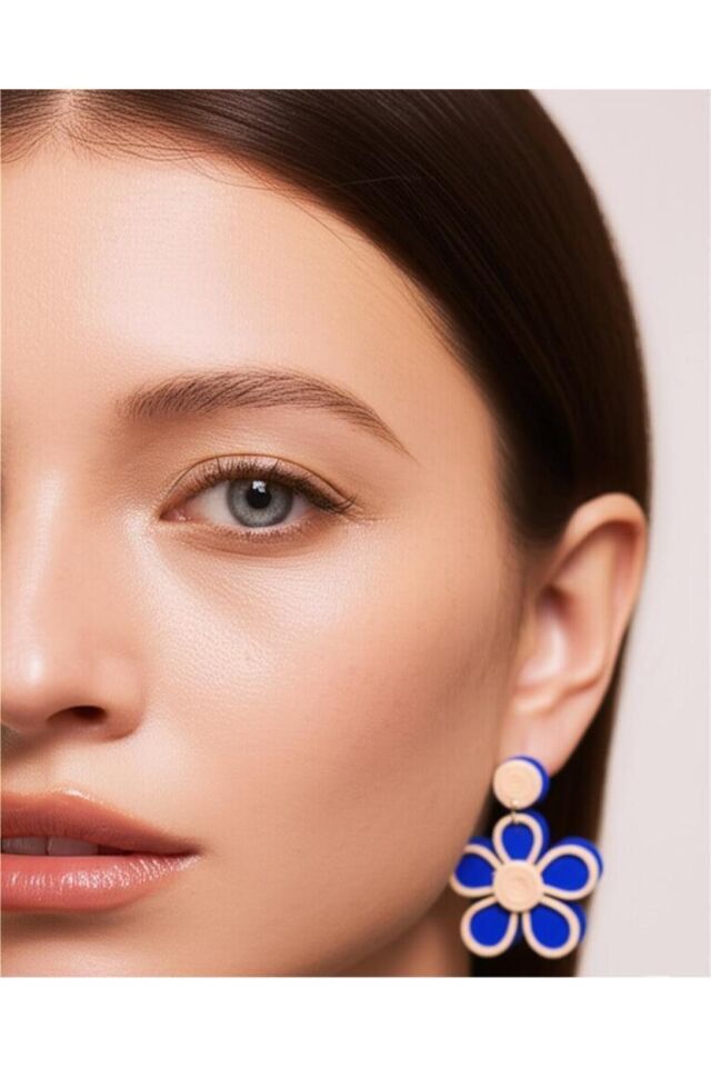 Mavi Çiçek Küpe – El Yapımı Polimer Kil – Çelik Çivi – Antialerjik – Hediyelik Takı