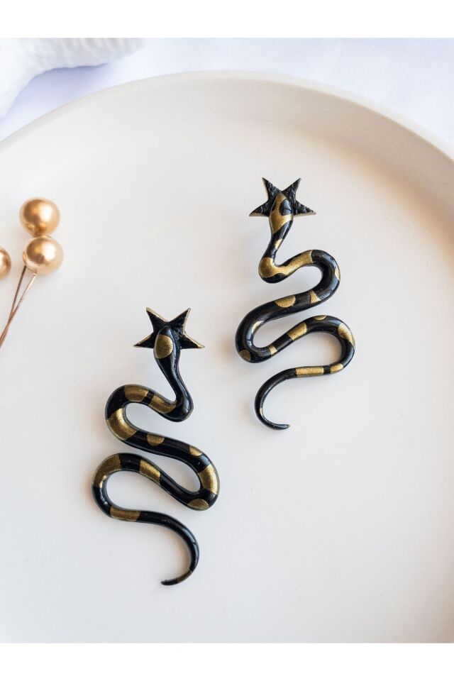 El Yapımı Yılan Küpe – Siyah Gold Polimer Kil, Yıldız Başlıklı, Antialerjik, Hediye Kutulu