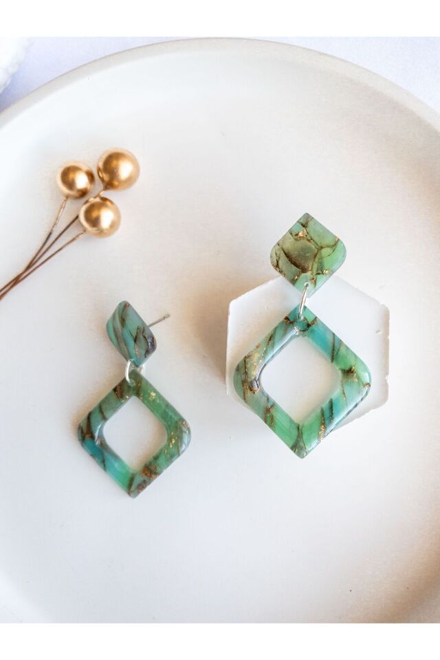 BeuBella Turkuaz Geometrik Küpe – Reçine Kaplama Transparan Polimer Kil – Çelik Antialerjik