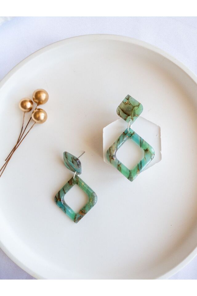 BeuBella Turkuaz Geometrik Küpe – Reçine Kaplama Transparan Polimer Kil – Çelik Antialerjik