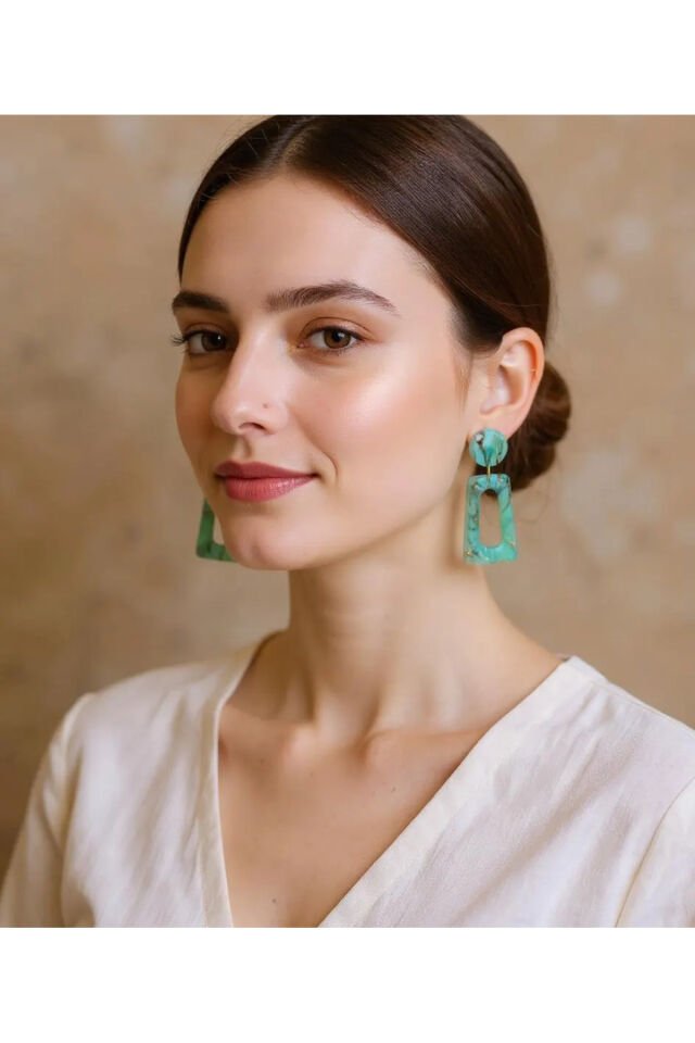 Turkuaz Geometrik Küpe – Reçineli Mermer Doku – Polimer Kil – Çelik Antialerjik