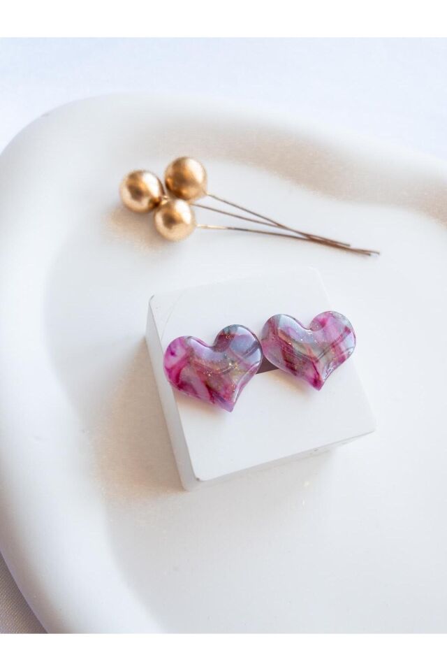 BeuBella Pembe Kalp Küpe – Mermer Desenli Reçineli Polimer Kil – Çelik Antialerjik