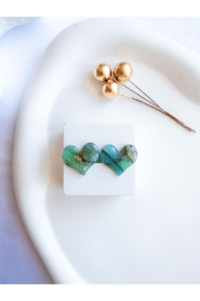 BeuBella Turkuaz Kalp Küpe – Mermer Desenli Reçineli Polimer Kil – Çelik Antialerjik