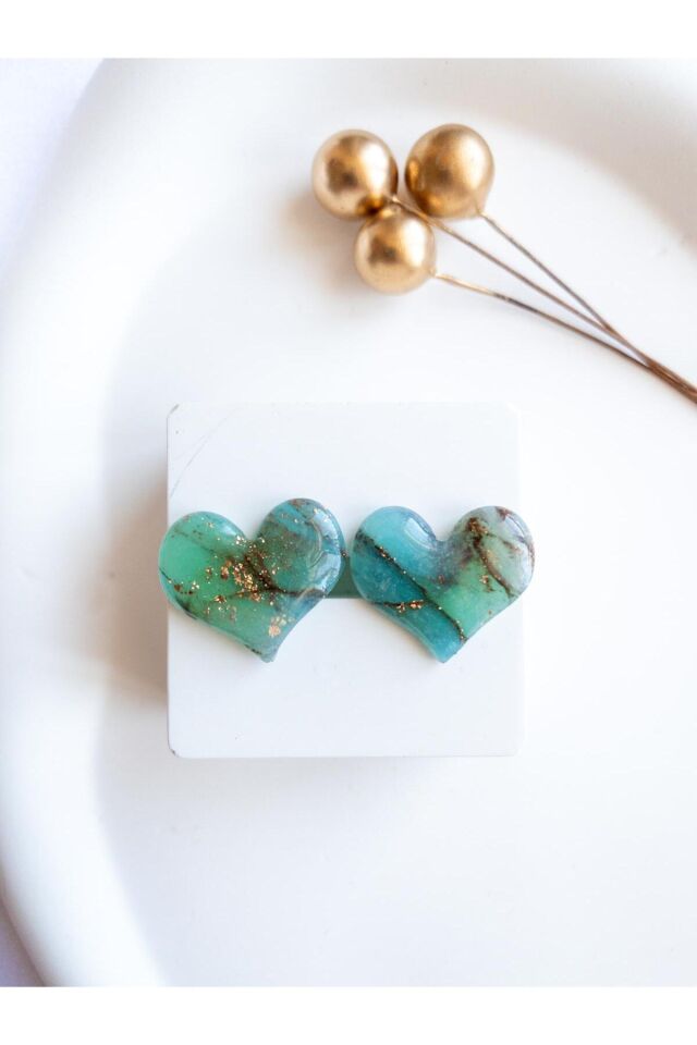 BeuBella Turkuaz Kalp Küpe – Mermer Desenli Reçineli Polimer Kil – Çelik Antialerjik