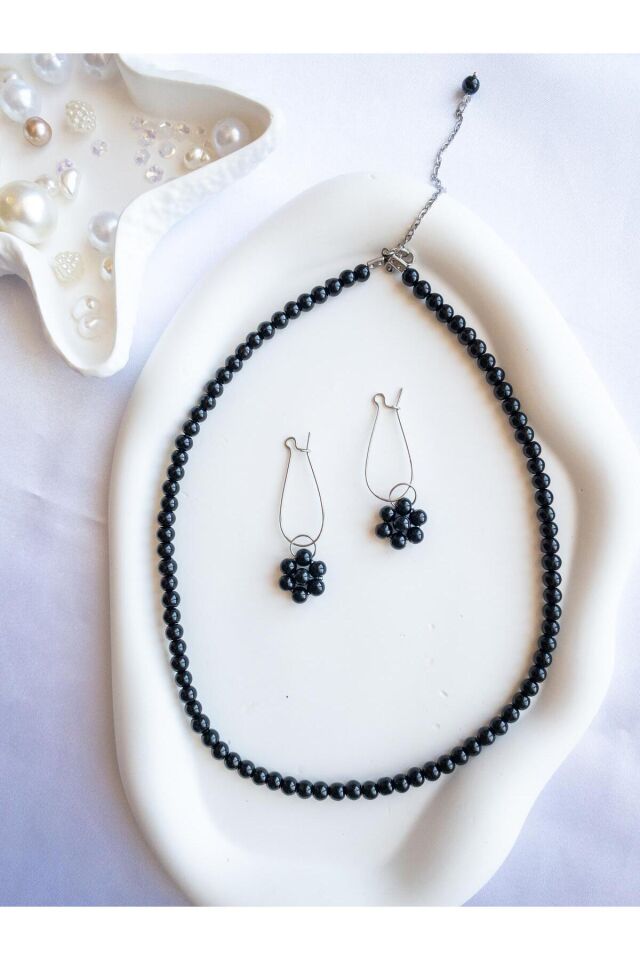 BeuBella Siyah Cam Boncuk Takı Seti – Çelik Kolye ve Küpe – Ayarlanabilir – El Yapımı