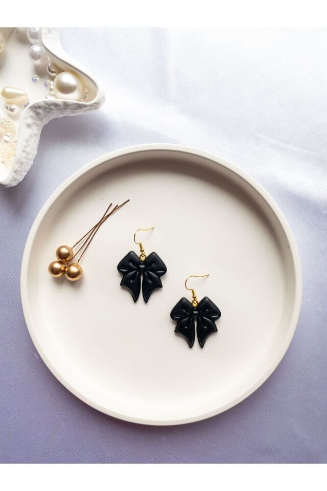 Özel Tasarım Polimer Kil Siyah Mini Kurdele Küpe