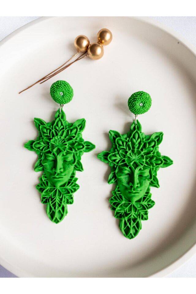 BeuBella Forest Muse Yeşil Polimer Kil Küpe – Zirkon Taşlı El Yapımı – Antialerjik Çelik Çivi