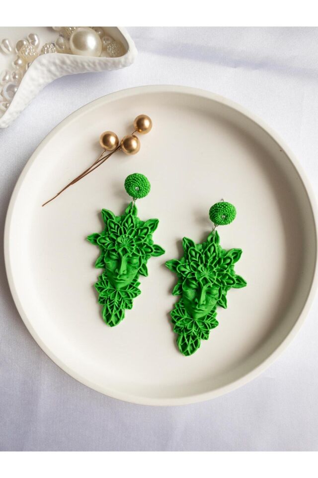 BeuBella Forest Muse Yeşil Polimer Kil Küpe – Zirkon Taşlı El Yapımı – Antialerjik Çelik Çivi