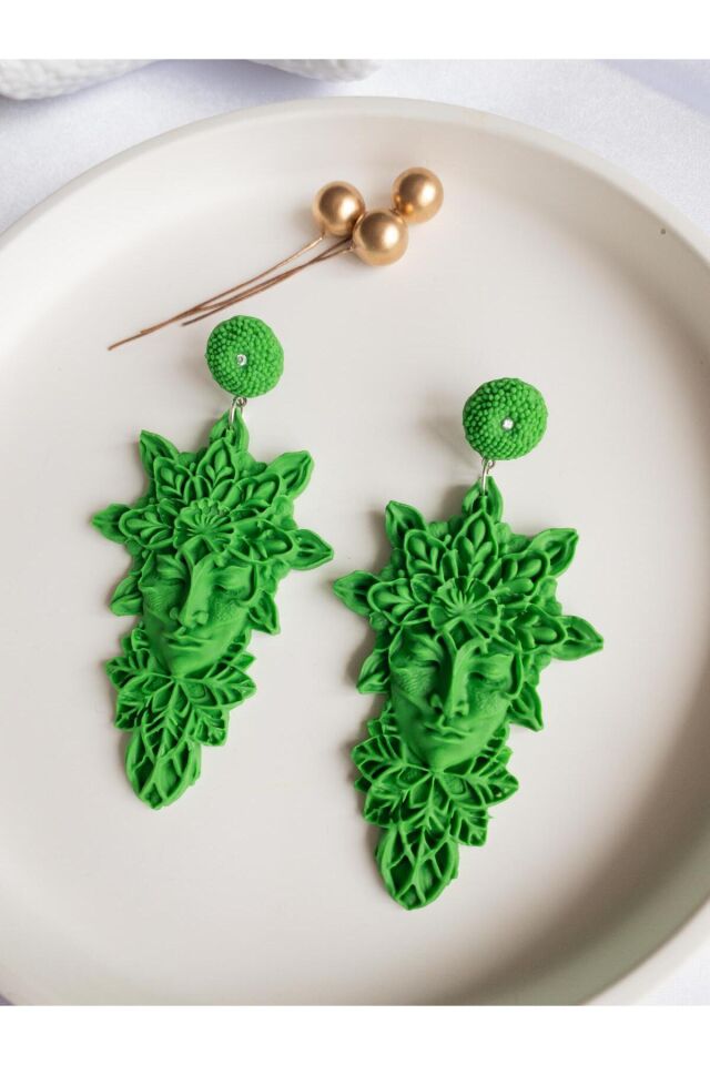 BeuBella Forest Muse Yeşil Polimer Kil Küpe – Zirkon Taşlı El Yapımı – Antialerjik Çelik Çivi