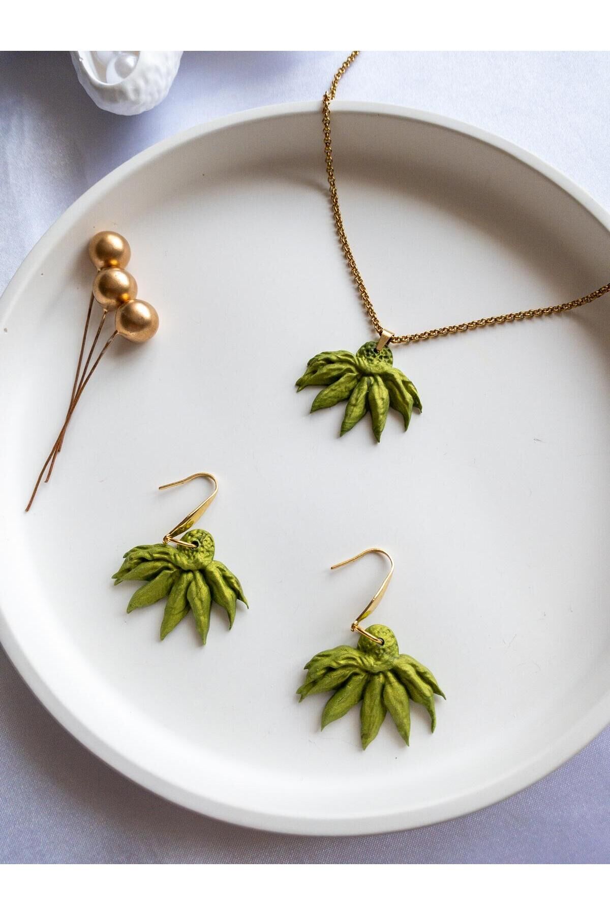 BeuBella El Yapımı Kasımpatı Takı Seti – Yeşil Polimer Kil – Altın Kaplama & Çelik – Antialerjik