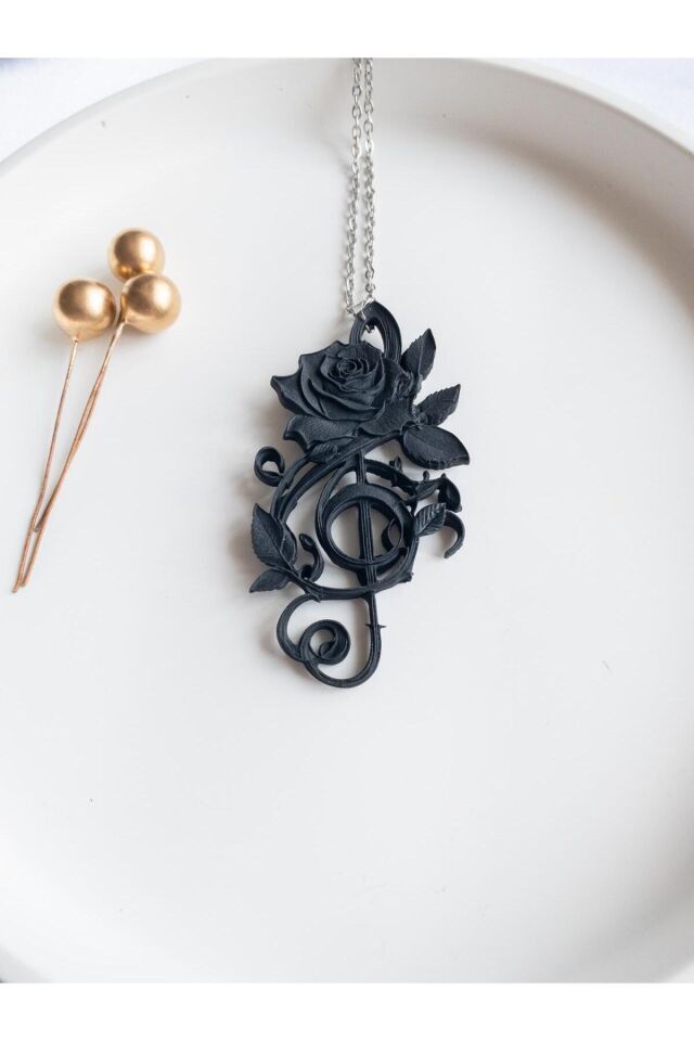 BeuBella El Yapımı Gül ve Sol Anahtarı Kolyeli Tasarım – Siyah Polimer Kil – Çelik & Gümüş