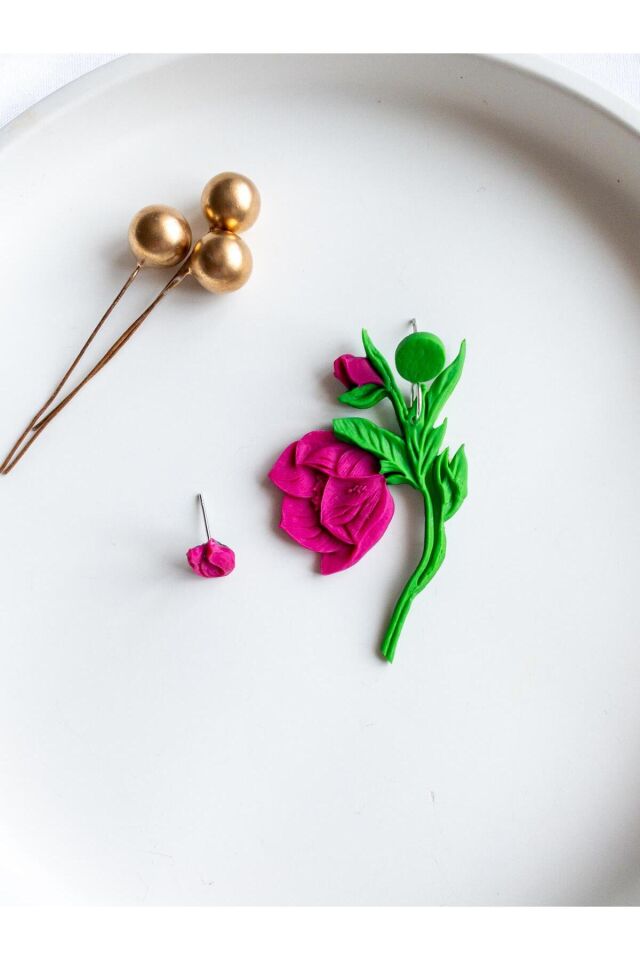 El Yapımı Pembe Lale Küpe Seti – Polimer Kil – Gümüş & Çelik – Antialerjik Tasarım