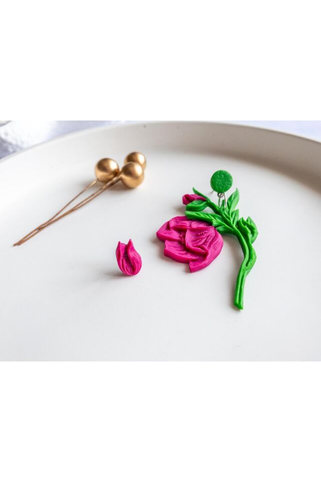 El Yapımı Pembe Lale Küpe Seti – Polimer Kil – Gümüş & Çelik – Antialerjik Tasarım