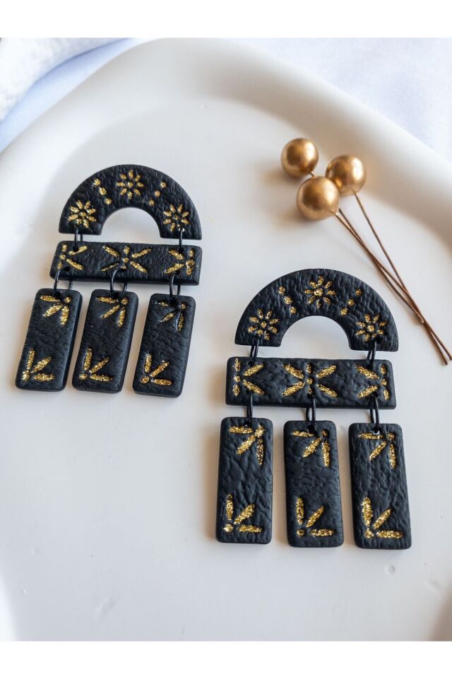 Siyah Gold Art Deco Küpe – El Yapımı Polimer Kil, Çelik Antialerjik Çivi, Hafif ve Şık Takı