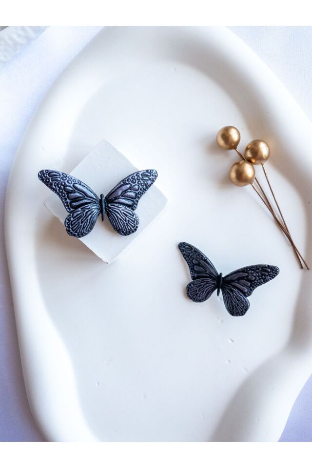 Mor Sedefli Kelebek Küpe – El Yapımı Polimer Kil, Çelik Antialerjik Çivi, Hafif ve Zarif Takı