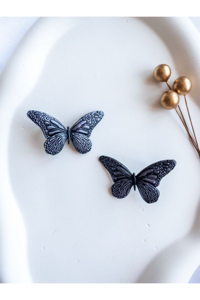 Mor Sedefli Kelebek Küpe – El Yapımı Polimer Kil, Çelik Antialerjik Çivi, Hafif ve Zarif Takı