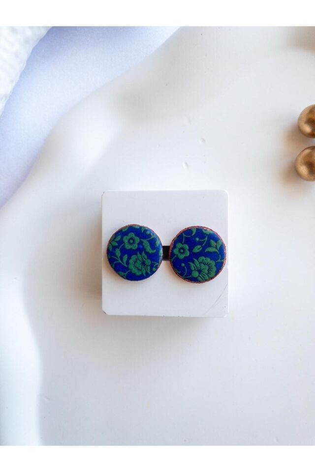 BeuBella Yuvarlak Mavi Küpe – Polimer Kil Üzeri Yeşil Çiçek ve Bakır Varak – Çelik Çivili