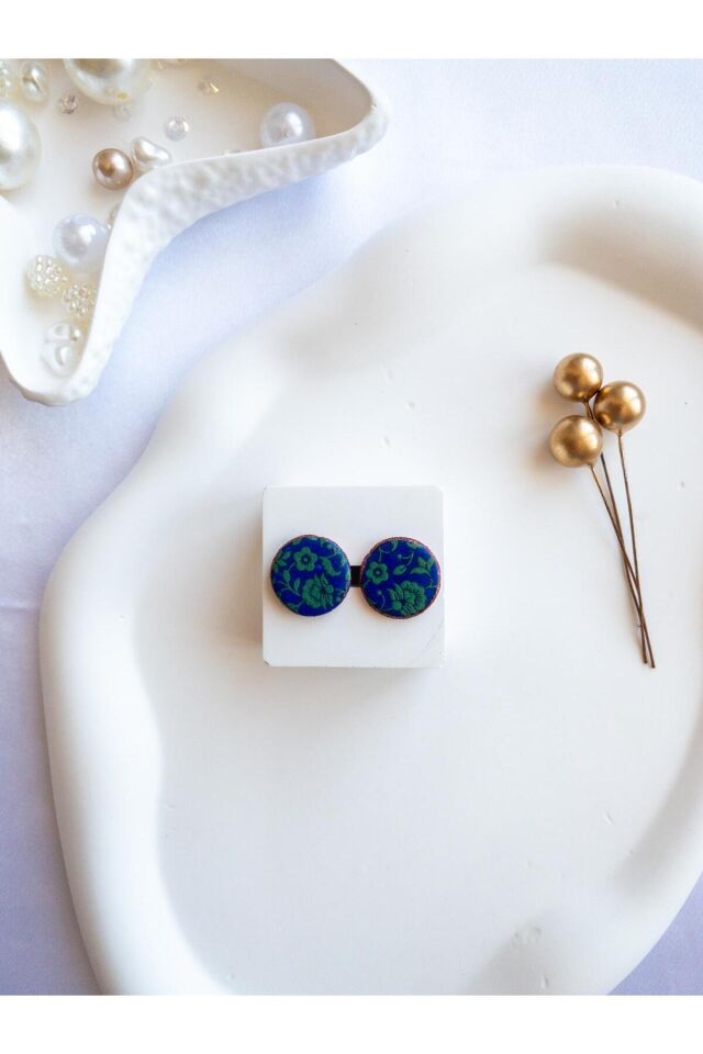 BeuBella Yuvarlak Mavi Küpe – Polimer Kil Üzeri Yeşil Çiçek ve Bakır Varak – Çelik Çivili