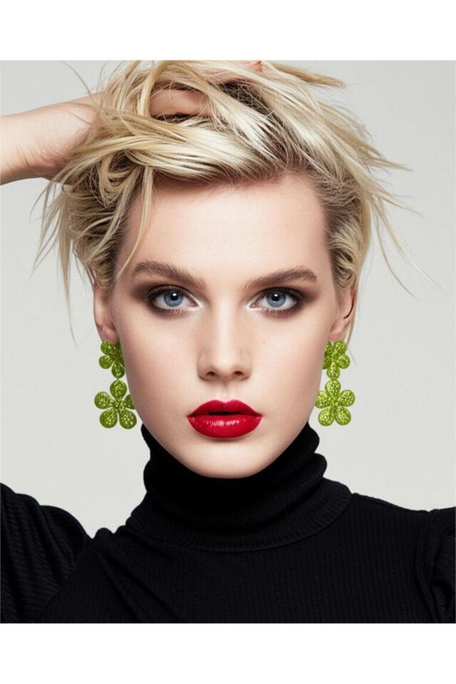 Özel Tasarım Fıstık Yeşili Simli Polimer Kil Çiçek Küpe