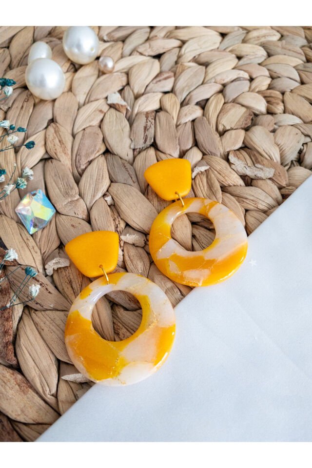 Özel Tasarım Doğal Taş Görünümlü Sedef Detay Reçine Turuncu Halka Küpe