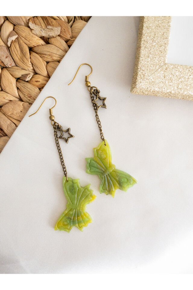 Özel Tasarım Simli Yeşil Polimer Kil Kelebek Model Küpe