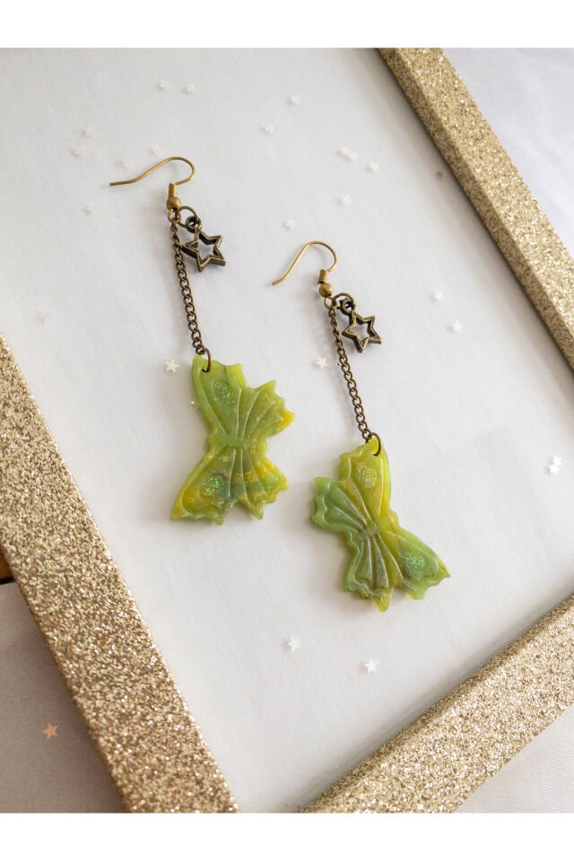 Özel Tasarım Simli Yeşil Polimer Kil Kelebek Model Küpe