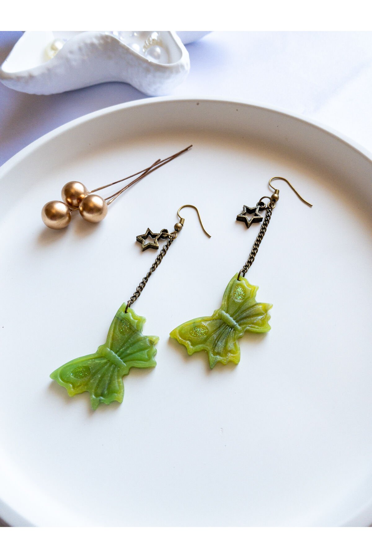 Özel Tasarım Simli Yeşil Polimer Kil Kelebek Model Küpe