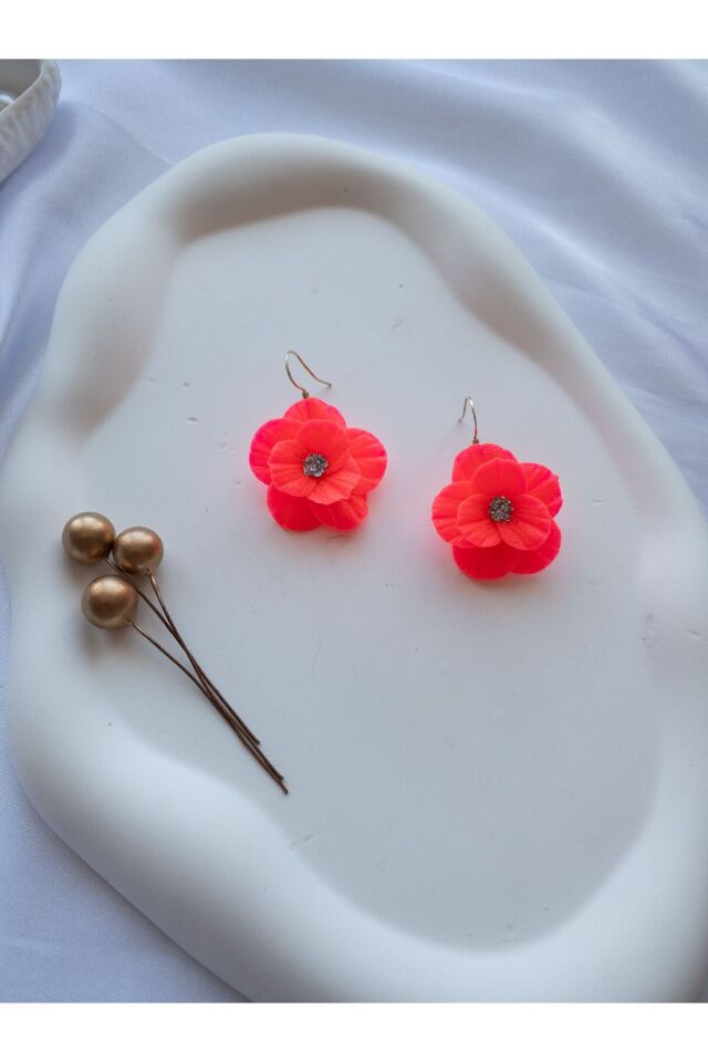 Özel Tasarım Neon Pembe Polimer Kil Çiçek Küpe