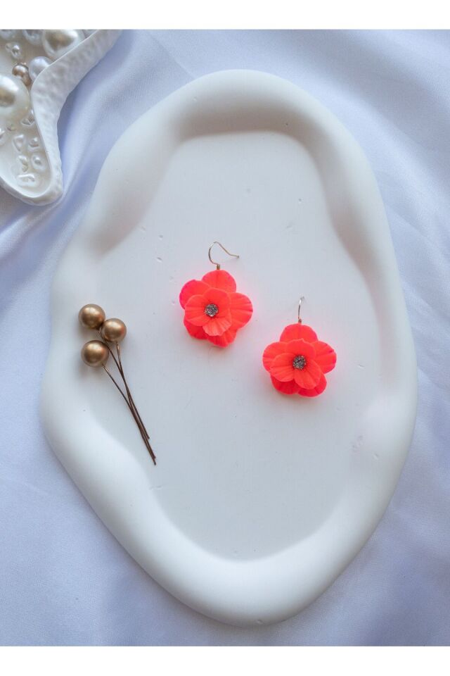 Özel Tasarım Neon Pembe Polimer Kil Çiçek Küpe