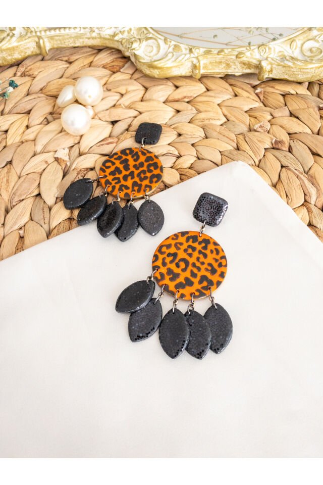 Özel Tasarım Siyah Simli Polimer Kil Üzeri Leopar Desen Küpe