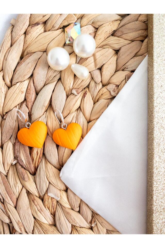 Özel Tasarım Turuncu Kalp Küpe