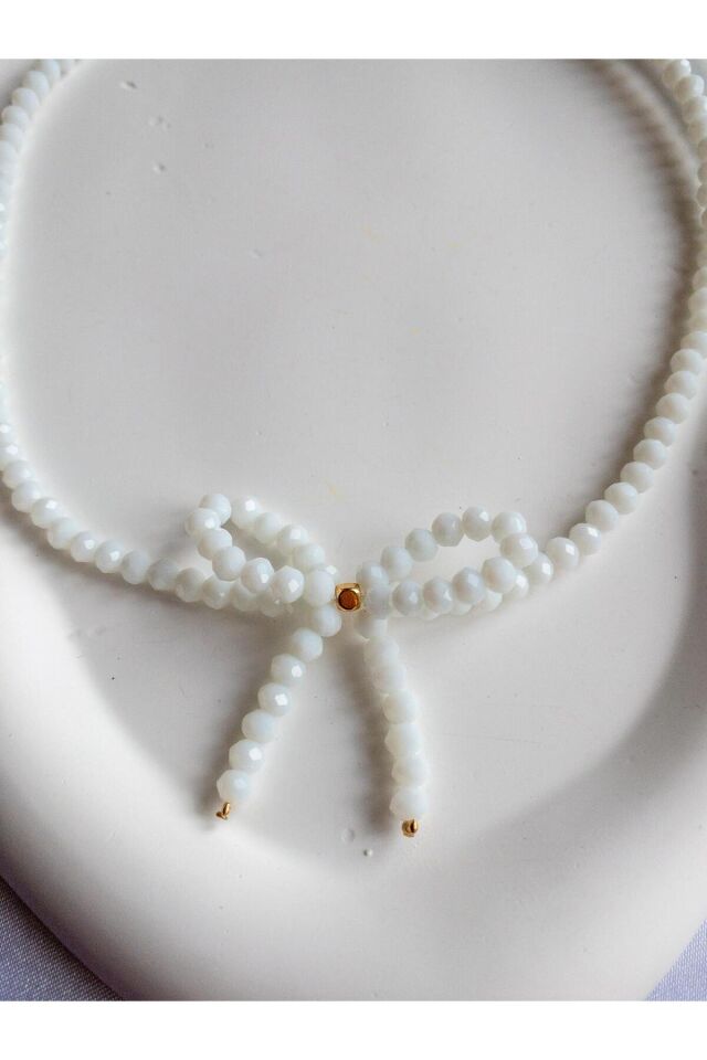 BeuBella Beyaz Kristal Boncuklu Fiyonk Kolye – Ayarlanabilir – El Yapımı – Çelik Zincirli